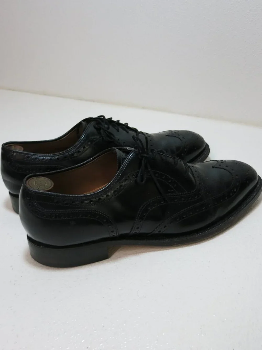 Johnston & Murphy Limited Brogue Wingtip Leather Dress Oxfords Men's Footwear 9